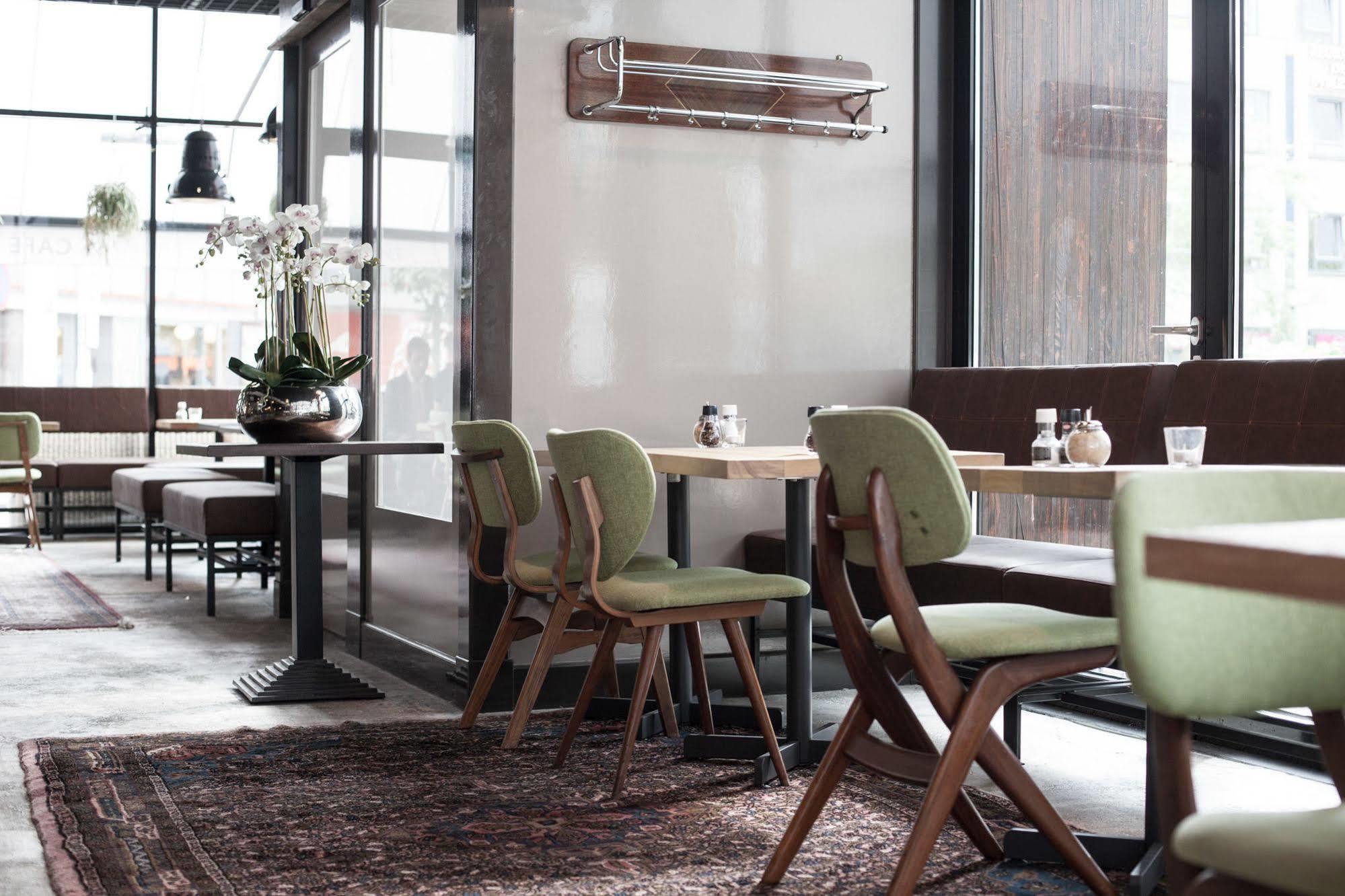 Hotel Finn Almere Eksteriør billede